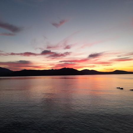 Milos By The Sea - Eco House Plaka  ภายนอก รูปภาพ