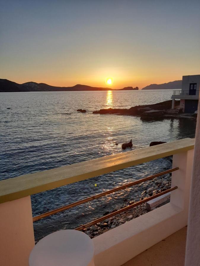 Milos By The Sea - Eco House Plaka  ภายนอก รูปภาพ