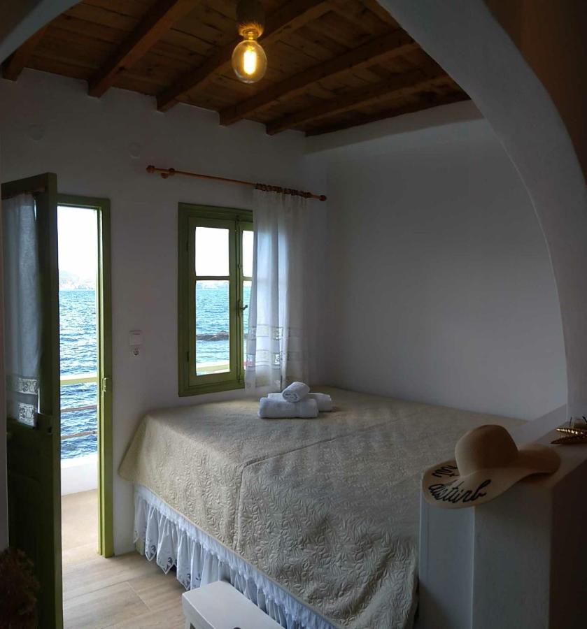 Milos By The Sea - Eco House Plaka  ภายนอก รูปภาพ