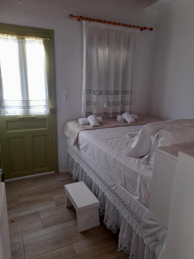 Milos By The Sea - Eco House Plaka  ภายนอก รูปภาพ